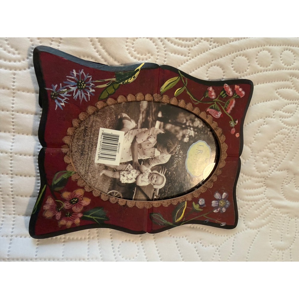 Tracy Porter Floral Picture Frame Red Hand Painted Style 4x6 Oval Opening